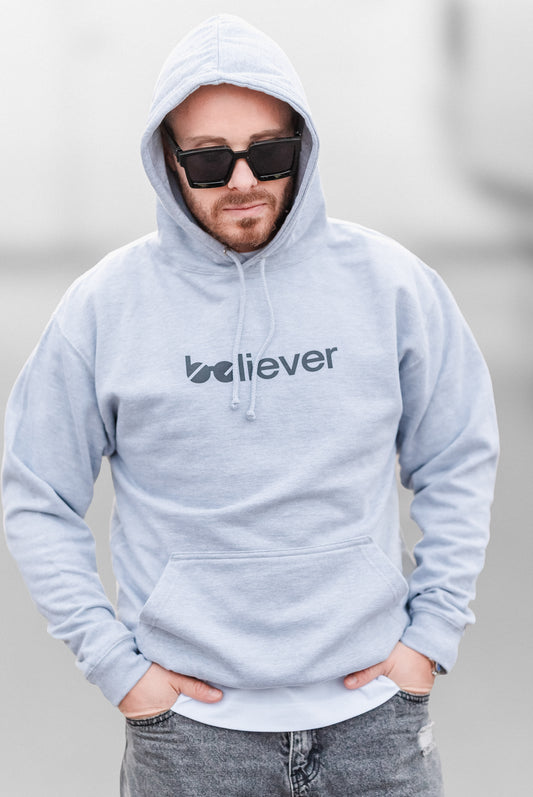 "Believer" Hoodie - Mit Taschendruck